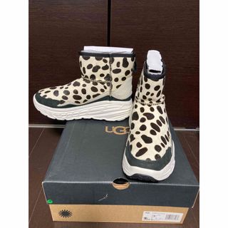 UGG - 新品 UGG ブーツ スニーカー ダルメシアン 25の通販 by 即 UGG - 新品 UGG ブーツ スニーカー ダルメシアン 25の通販 by 即