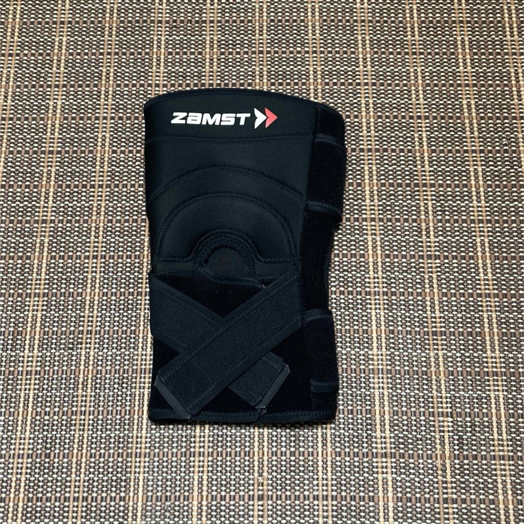 ZAMST(ザムスト)のザムスト  膝サポーター ZK-7 Lサイズ 左右兼用 ZAMST スポーツ/アウトドアのスポーツ/アウトドア その他(バスケットボール)の商品写真