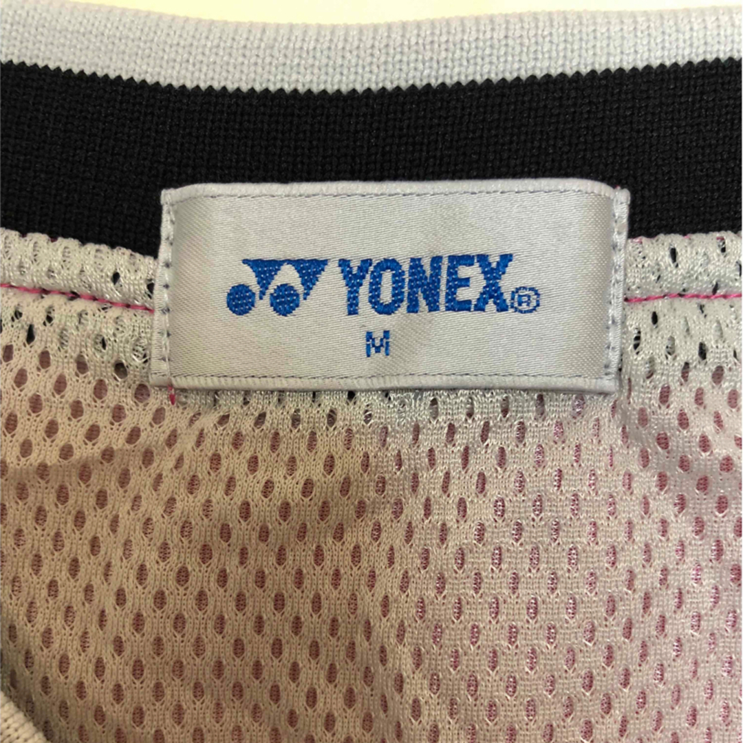 YONEX(ヨネックス)のYONEX 裏地付きユニ ブレーカー ピンク Mサイズ スポーツ/アウトドアのスポーツ/アウトドア その他(バドミントン)の商品写真