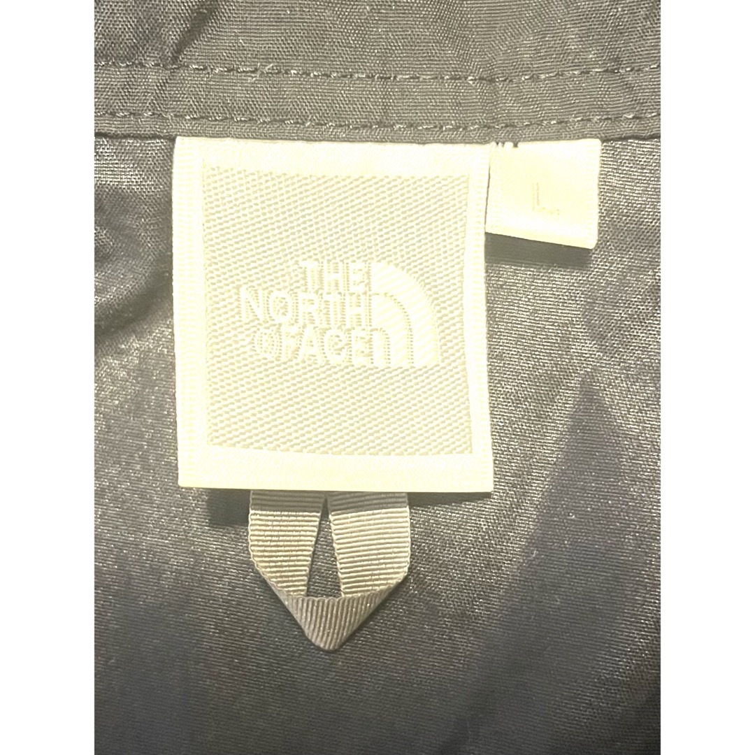 THE NORTH FACE(ザノースフェイス)のTHE NORTH FACE コンパクトジャケット　黒　L ノースフェイス レディースのジャケット/アウター(ナイロンジャケット)の商品写真