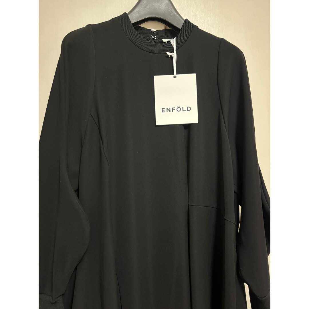 ENFOLD - 【ENFOLD】CURVE-SLEEVE ASYMMETRY-DRESSの通販 by ENFOLD - 【ENFOLD】CURVE-SLEEVE ASYMMETRY-DRESSの通販 by