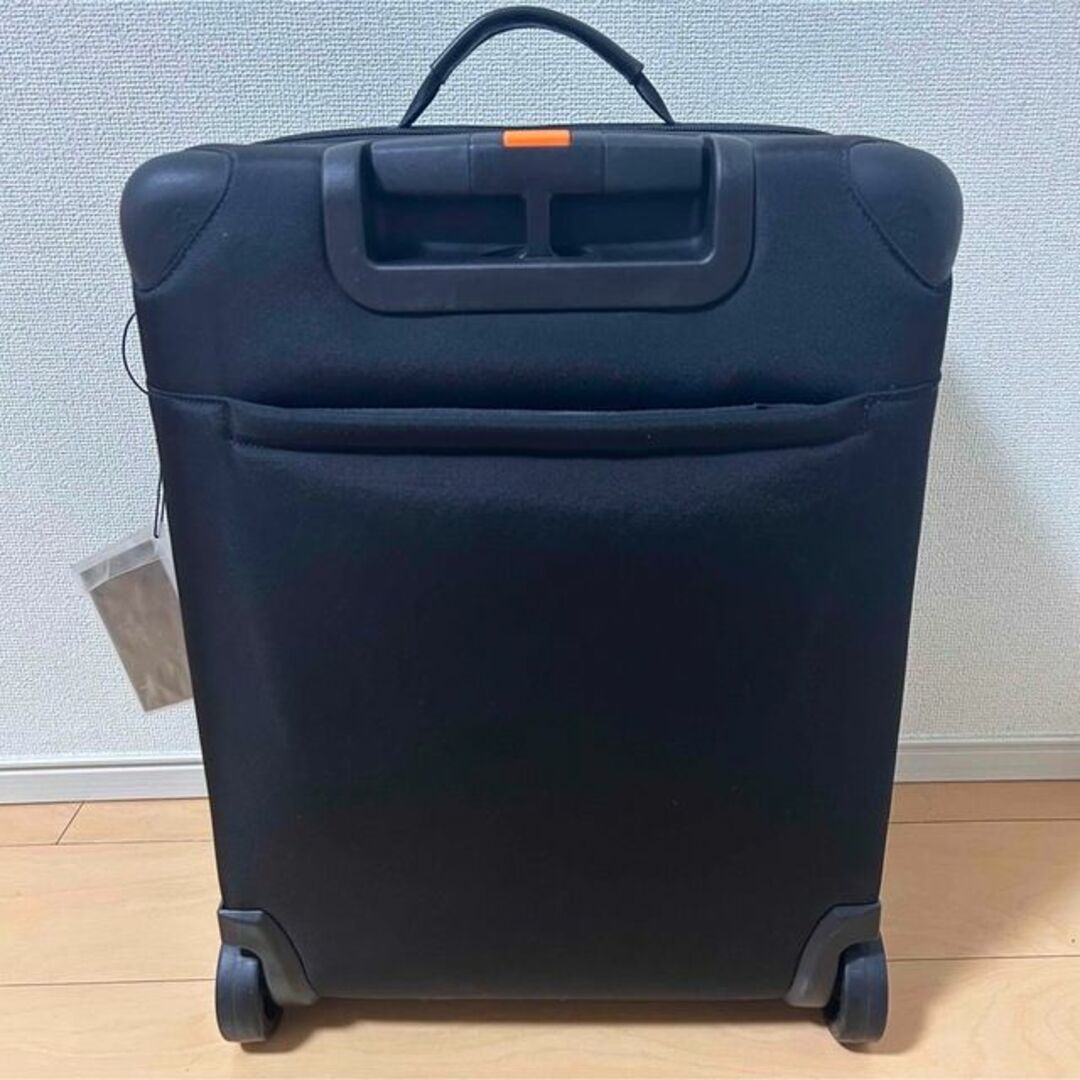 Y-3(ワイスリー)の超美品　Y-3 ワイスリー　キャリーバッグ　2輪　ソフトキャリー　黒　ブラック メンズのバッグ(トラベルバッグ/スーツケース)の商品写真