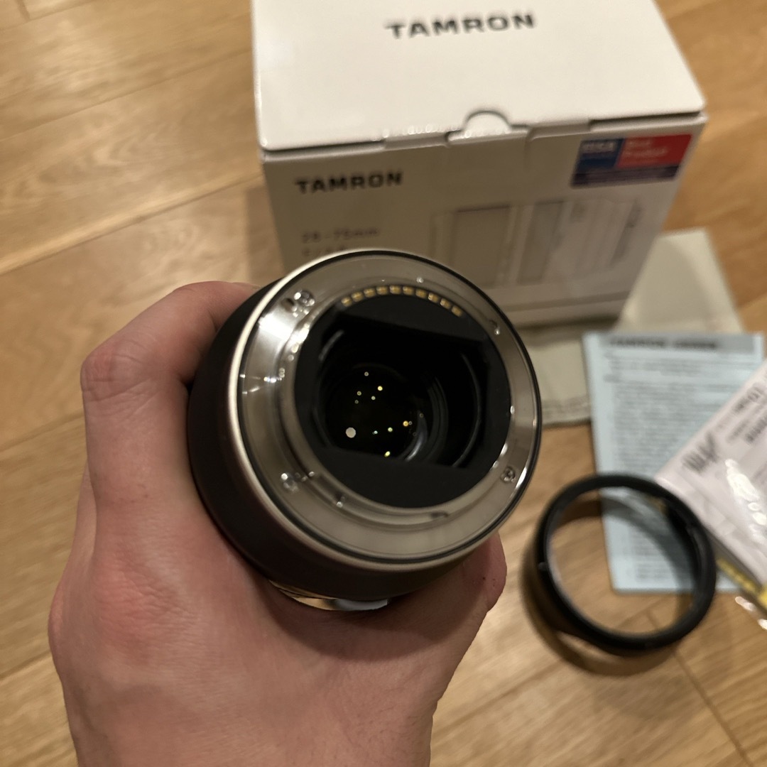 ゆう様専用TAMRON 28-75mm F/2.8 Di III RXD ゆう様専用TAMRON 28-75mm F/2.8 Di III RXD