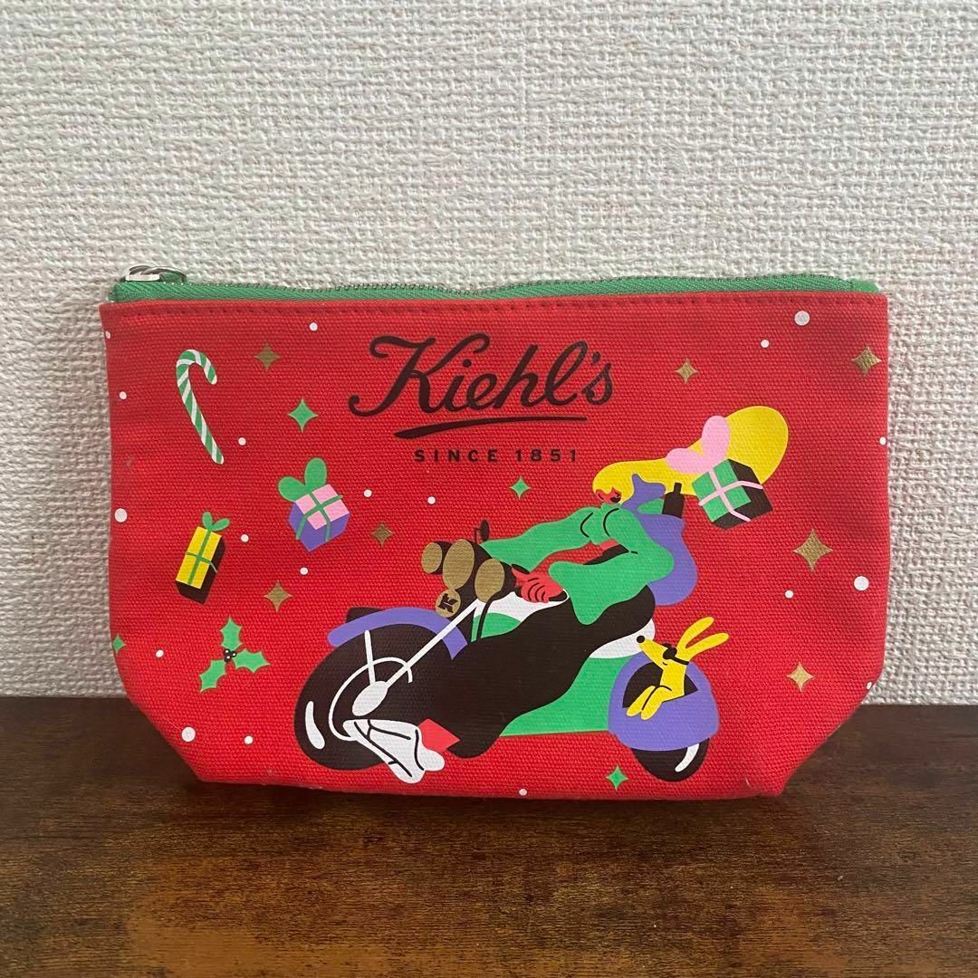 Kiehl's(キールズ)の【新品未使用】キールズ ノベルティ ポーチ ホリデーシーズン クリスマス レディースのファッション小物(ポーチ)の商品写真