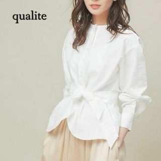 カリテ(qualite)のペプラム裾にリボンが可愛い♪　ベルト付きペプラムシャツ　M ホワイト(シャツ/ブラウス(長袖/七分))