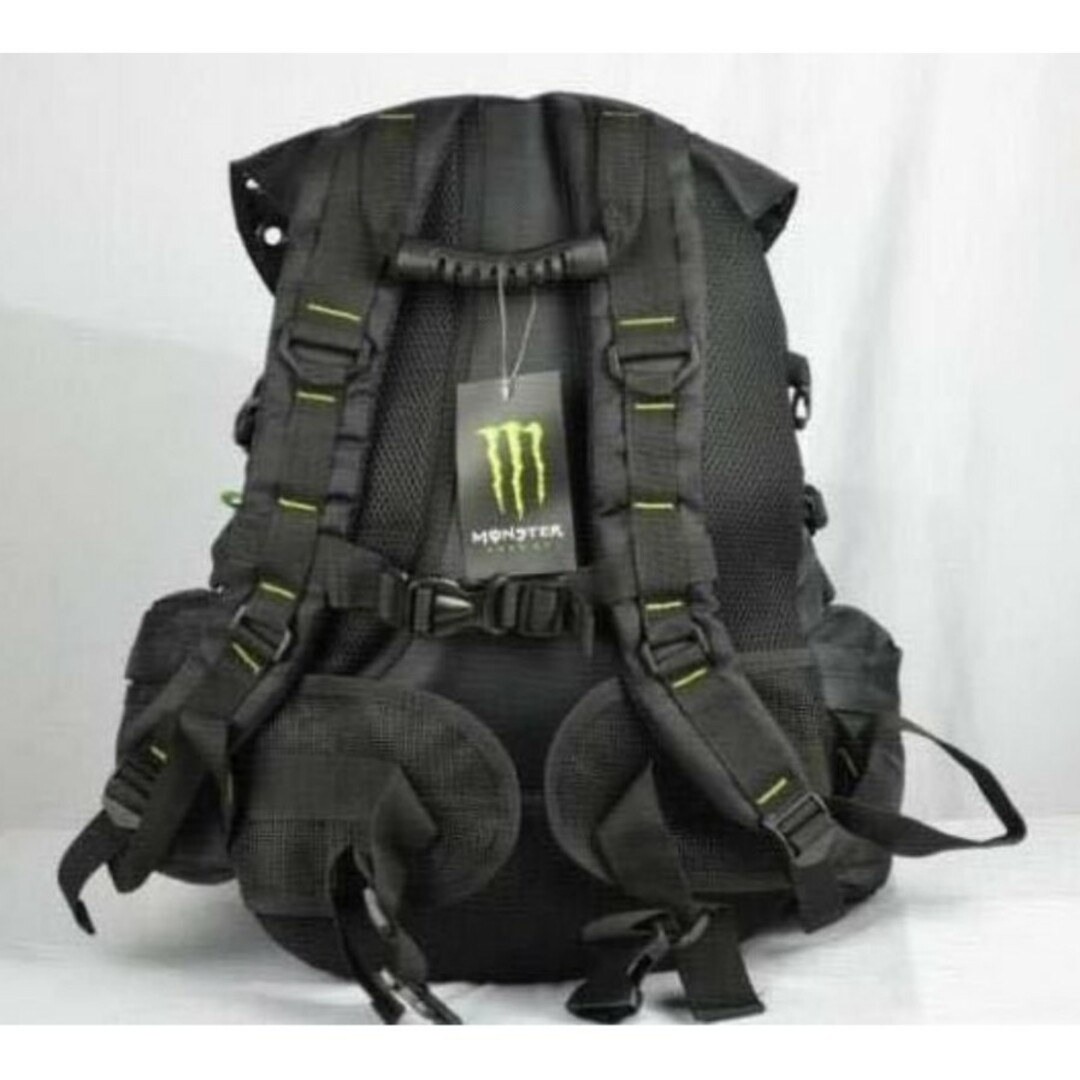 Monster Energy(モンスターエナジー)の【新品】2.8万円 希少モデル モンスターエナジー 大容量 リュックサック メンズのバッグ(バッグパック/リュック)の商品写真