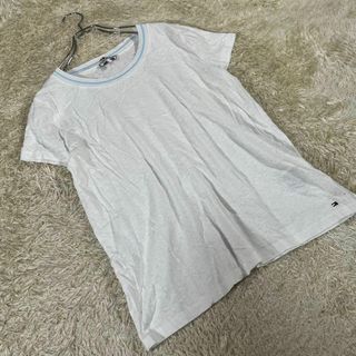 トミーヒルフィガー(TOMMY HILFIGER)のTOMMY HILFIGER (M) ワンポイントロゴ 首元ライン Tシャツ(Tシャツ(半袖/袖なし))