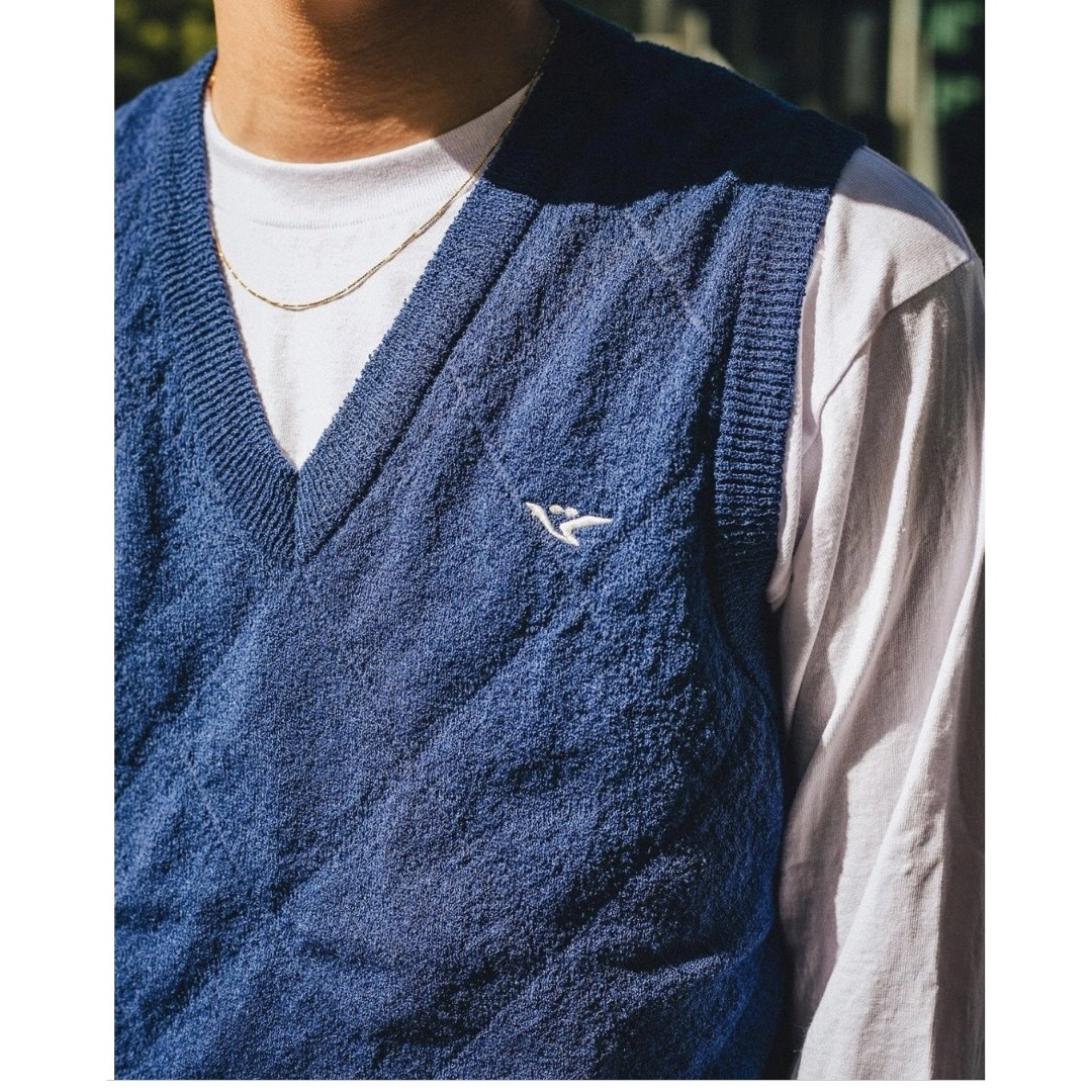 STUSSY(ステューシー)のBLESS Ü quilting jacquard knit vest メンズのトップス(ベスト)の商品写真