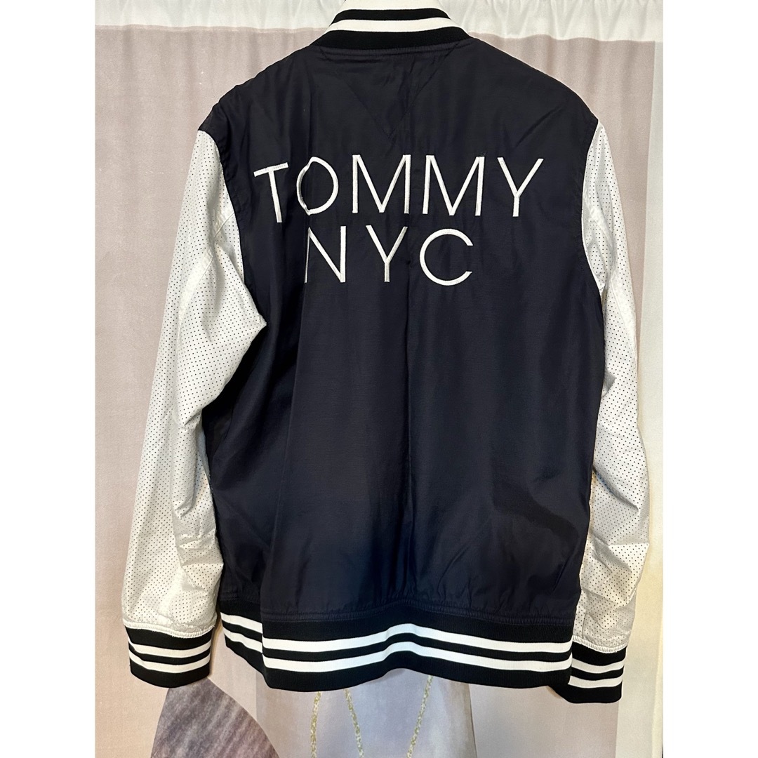 TOMMY HILFIGER(トミーヒルフィガー)のトミーヒルフィガー NYC ストライプ パンチング ナイロン ブルゾン 日本製 メンズのジャケット/アウター(ブルゾン)の商品写真