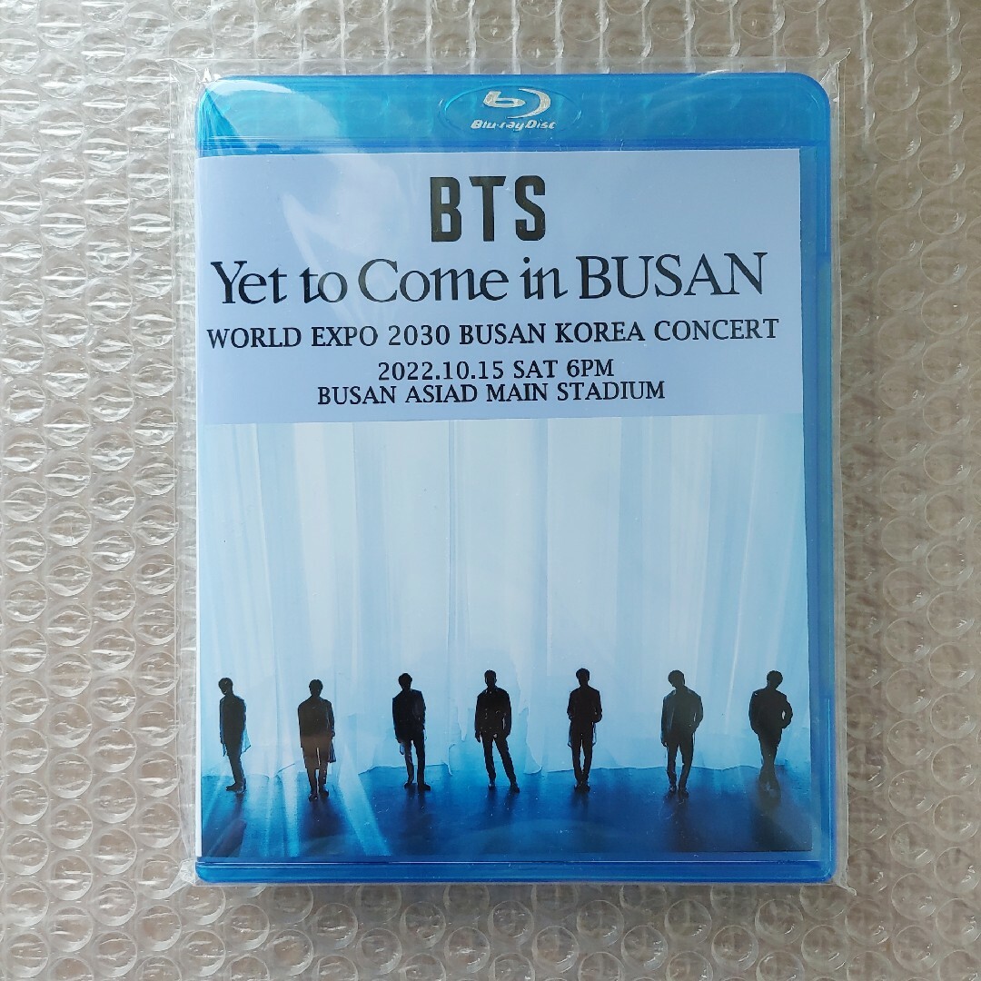 防弾少年団(BTS)(ボウダンショウネンダン)のBTS Yet to Come in BUSAN Blu-ray プサンコン エンタメ/ホビーのDVD/ブルーレイ(ミュージック)の商品写真