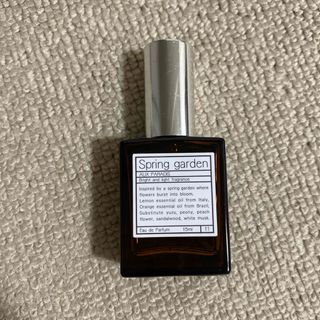 オゥパラディ(AUX PARADIS)の オゥパラディ スプリングガーデン 15ml(香水(女性用))