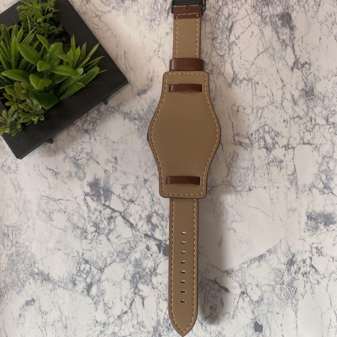 【新品 】CURREN クロノグラフ メンズ腕時計 メンズの時計(腕時計(アナログ))の商品写真