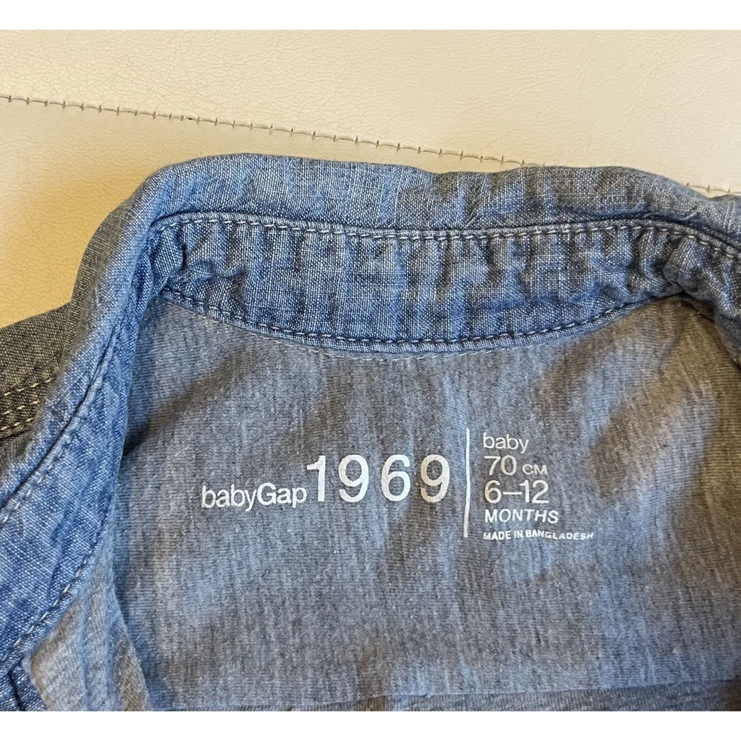 babyGAP(ベビーギャップ)のbabyGAP デニムカバーオール 70cm 長袖 キッズ/ベビー/マタニティのベビー服(~85cm)(カバーオール)の商品写真