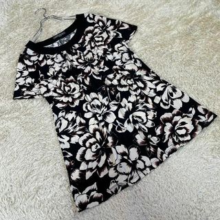 ローラアシュレイ(LAURA ASHLEY)のLAURA ASHLEY (XL) 総柄 花柄 ロング カットソー ブラック(Tシャツ(半袖/袖なし))