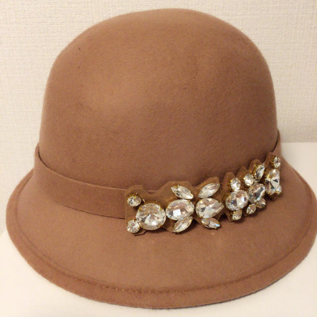 MIIA(ミーア)の失恋ショコラティエ MiiA ビジューボーラーハット 石原さとみ さえこさん レディースの帽子(ハット)の商品写真