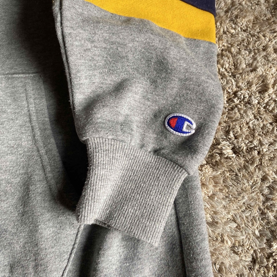 Champion(チャンピオン)のchampion チャンピオン　ガールズ　パーカーワンピース キッズ/ベビー/マタニティのキッズ服女の子用(90cm~)(ワンピース)の商品写真