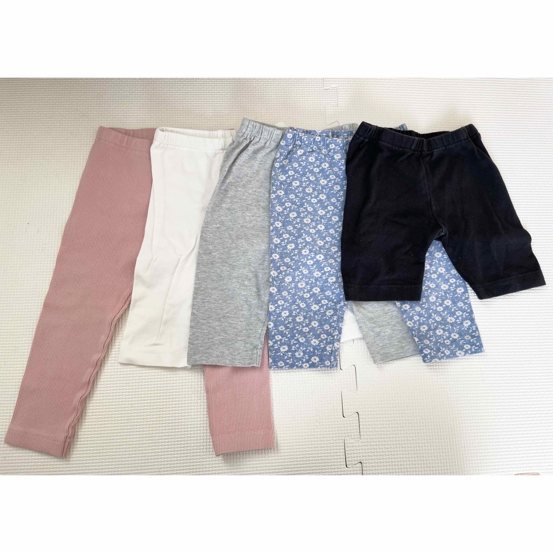 UNIQLO(ユニクロ)のユニクロ　ベビーレギンス　90cm キッズ/ベビー/マタニティのキッズ服女の子用(90cm~)(パンツ/スパッツ)の商品写真