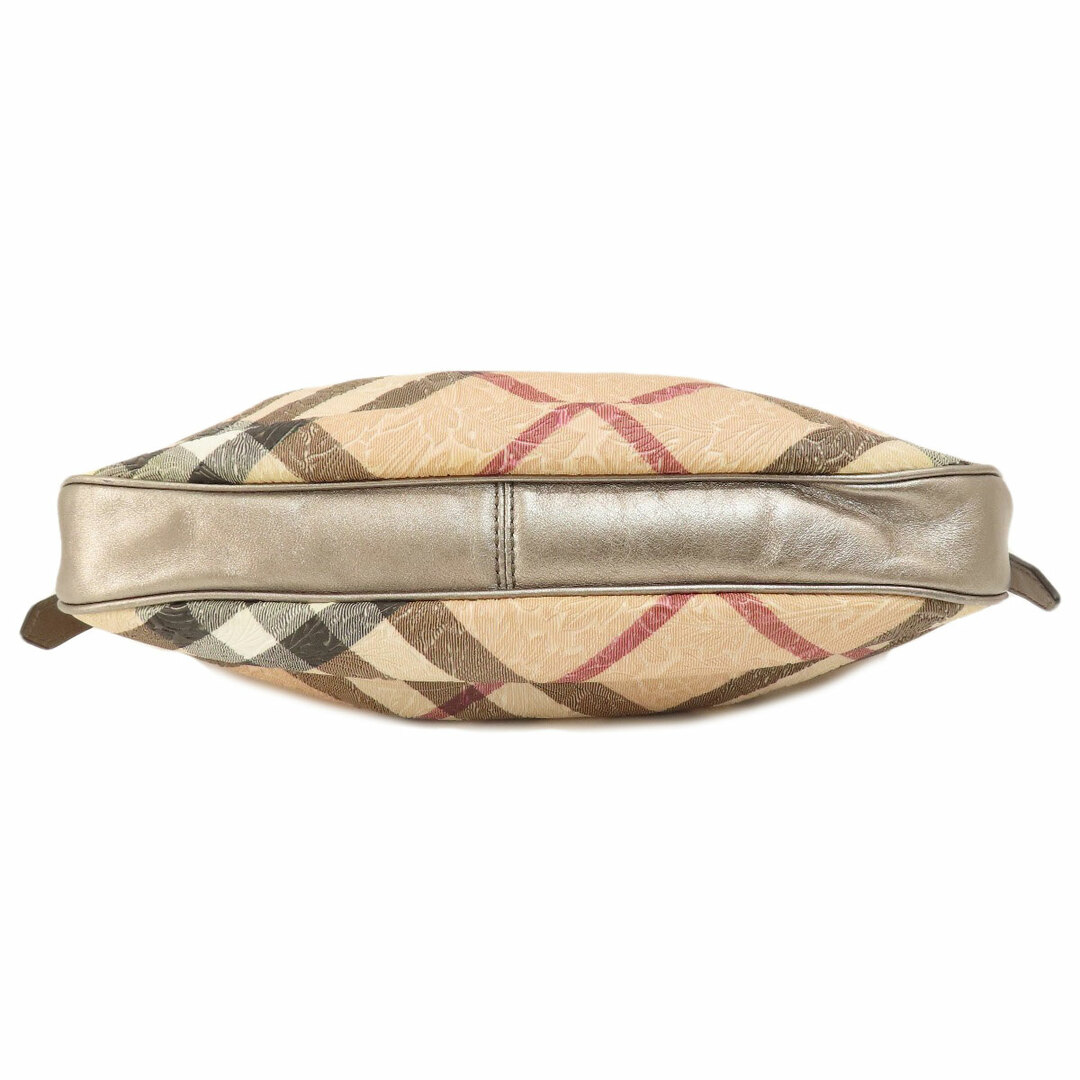 BURBERRY - BURBERRY ノバチェック フラワーエンボス BURBERRY - BURBERRY ノバチェック フラワーエンボス