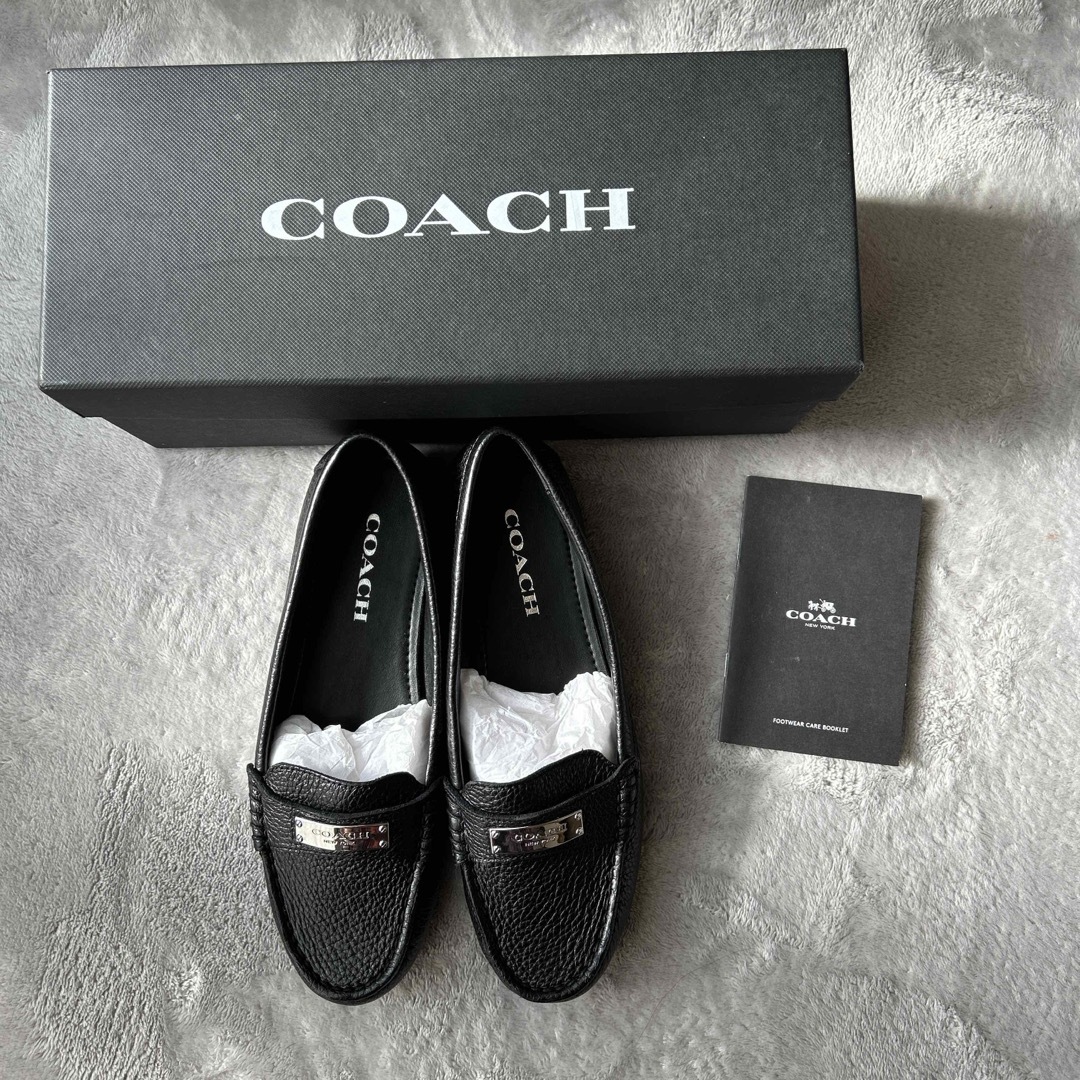 COACH(コーチ)のCOACH 新品未使用ローファー レディースの靴/シューズ(ローファー/革靴)の商品写真