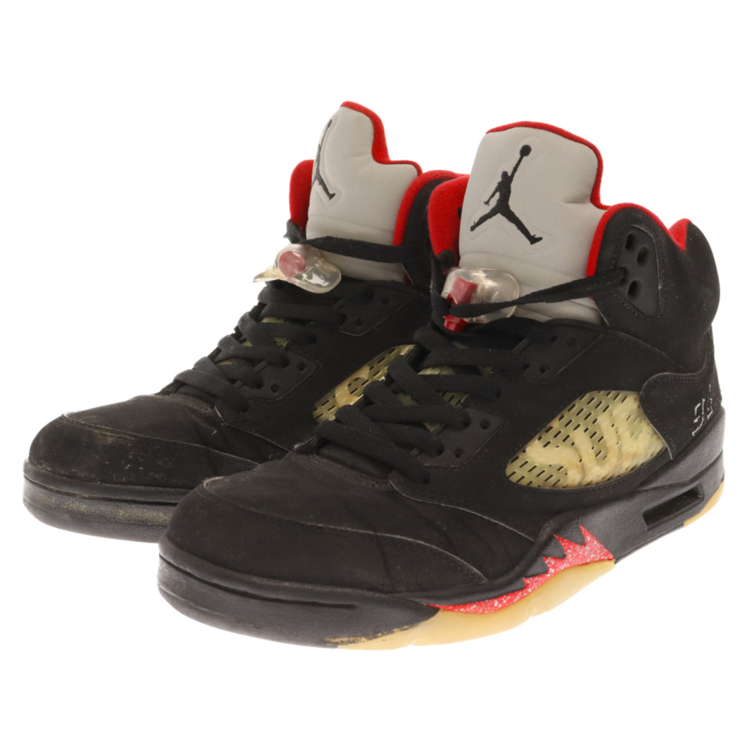 NIKE(ナイキ)のNIKE ナイキ 15AW×SUPREME AIR JORDAN5 RETRO シュプリーム エアジョーダン5 レトロ ハイカットスニーカーブラック/レッド US9.5/27.5CM 824371‐001 メンズの靴/シューズ(スニーカー)の商品写真