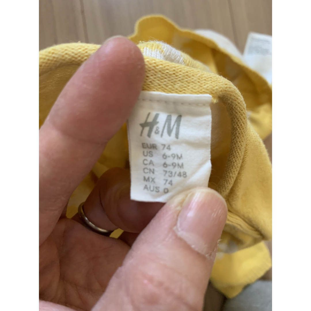 H&M(エイチアンドエム)のH&M ベビー　春ニット キッズ/ベビー/マタニティのベビー服(~85cm)(ニット/セーター)の商品写真