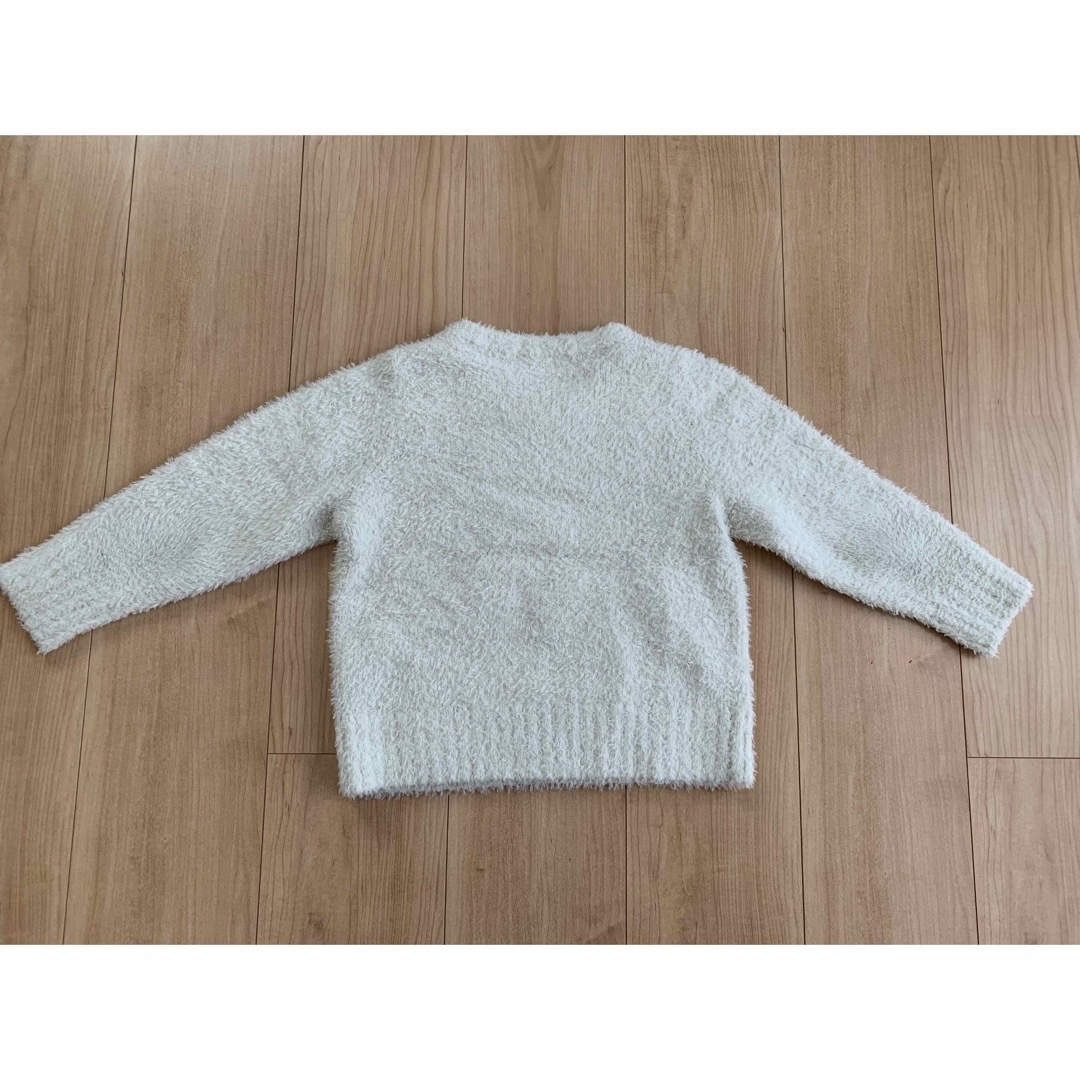 GU(ジーユー)のニット　120 キッズ/ベビー/マタニティのキッズ服女の子用(90cm~)(ニット)の商品写真