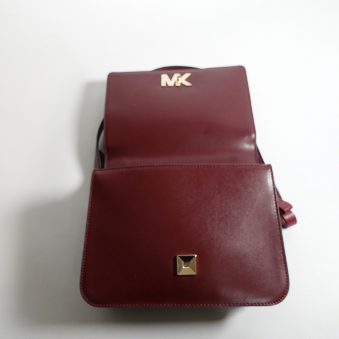 Michael Kors(マイケルコース)の【美品】マイケルコース　ハンドバッグ　チェーン　ショルダーバッグ　ターンロック レディースのバッグ(ショルダーバッグ)の商品写真