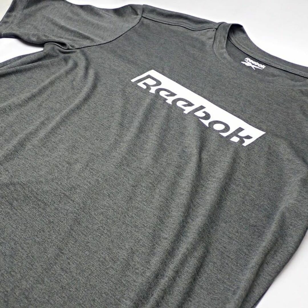 Reebok(リーボック)のREEBOK リーボック カチオン 半袖Tシャツ メンズM 422761 ブラック 中古A 【送料無料】 A-8357【質屋出品】 メンズのトップス(Tシャツ/カットソー(半袖/袖なし))の商品写真