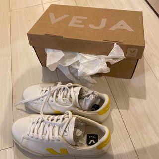 VEJA - 新品 24cm veja ヴェジャ V-10 レザー スニーカーの通販｜ラクマ