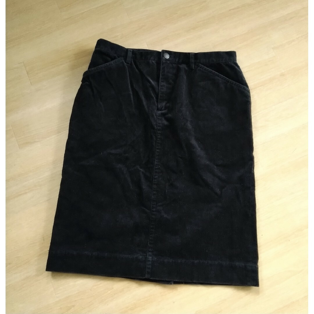 Ralph Lauren(ラルフローレン)のラルフローレン　コーデュロイ バッグスリット スカート　ブラック　11号　大きめ レディースのスカート(ひざ丈スカート)の商品写真