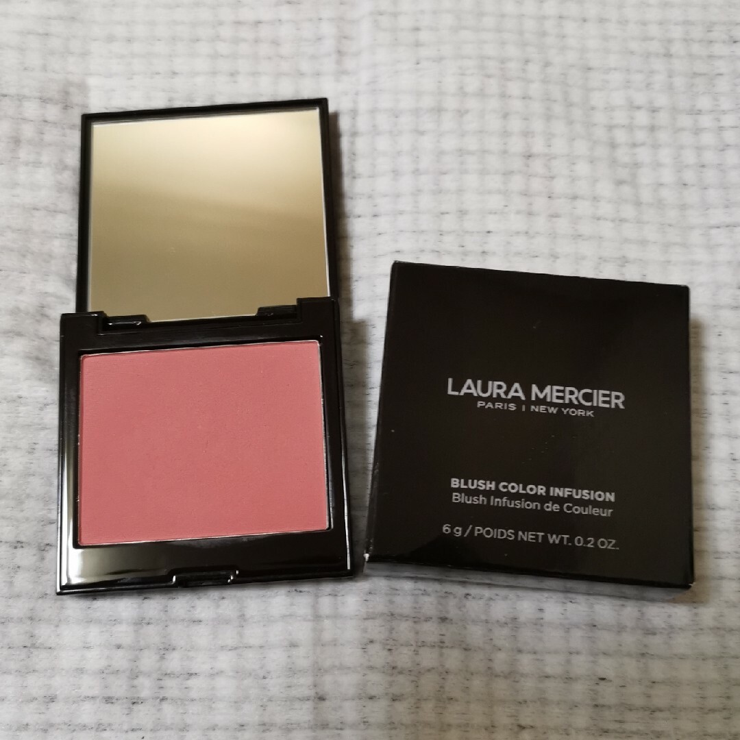 laura mercier(ローラメルシエ)のローラ　メルシエ　チーク　ブラッシュカラーインフュージョン　02　ROSE コスメ/美容のベースメイク/化粧品(チーク)の商品写真