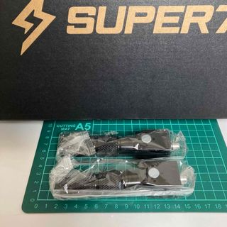 SUPER73 RX S2等 黒 取り付け可能 便利 セットパーツ1点 新品。(その他)