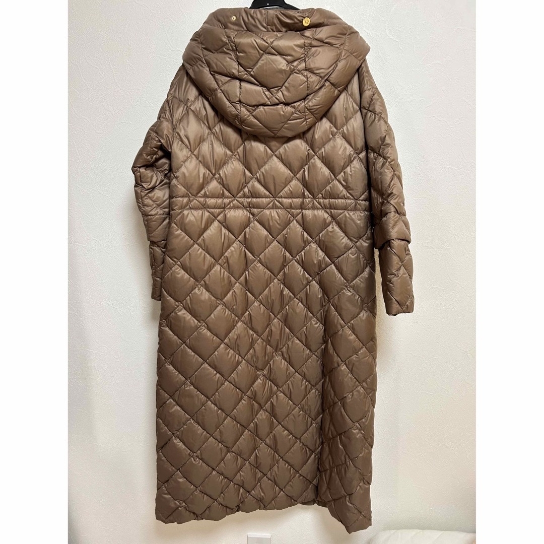 Max Mara(マックスマーラ)のmax mara THE CUBE テクニカルキャンバスダウンコート　TREPI レディースのジャケット/アウター(ダウンコート)の商品写真