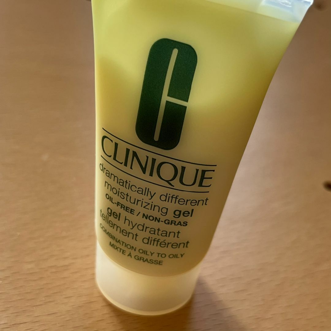 CLINIQUE(クリニーク)のCLINIQUE ドラマティカリー ディファレント オイルフリー : 30ml コスメ/美容のスキンケア/基礎化粧品(保湿ジェル)の商品写真