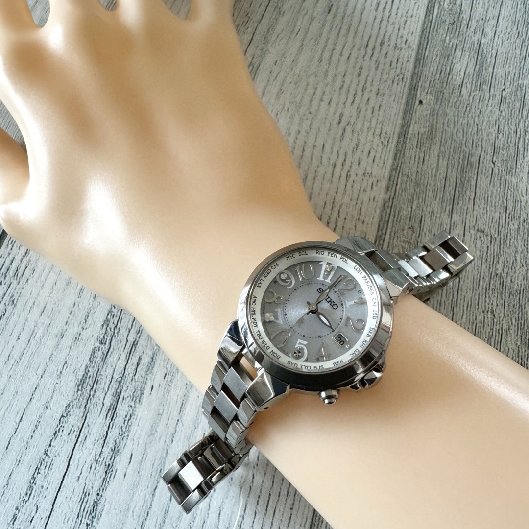 SEIKO - 【動作OK】SEIKO ルキア 腕時計 1B25-0AC0 SSQV001 電波 SEIKO - 【動作OK】SEIKO ルキア 腕時計 1B25-0AC0 SSQV001 電波