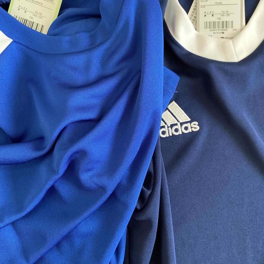 adidas(アディダス)の新品　アディダス　半袖　Tシャツ　150  2枚セット　ブルー　ネイビー キッズ/ベビー/マタニティのキッズ服男の子用(90cm~)(Tシャツ/カットソー)の商品写真