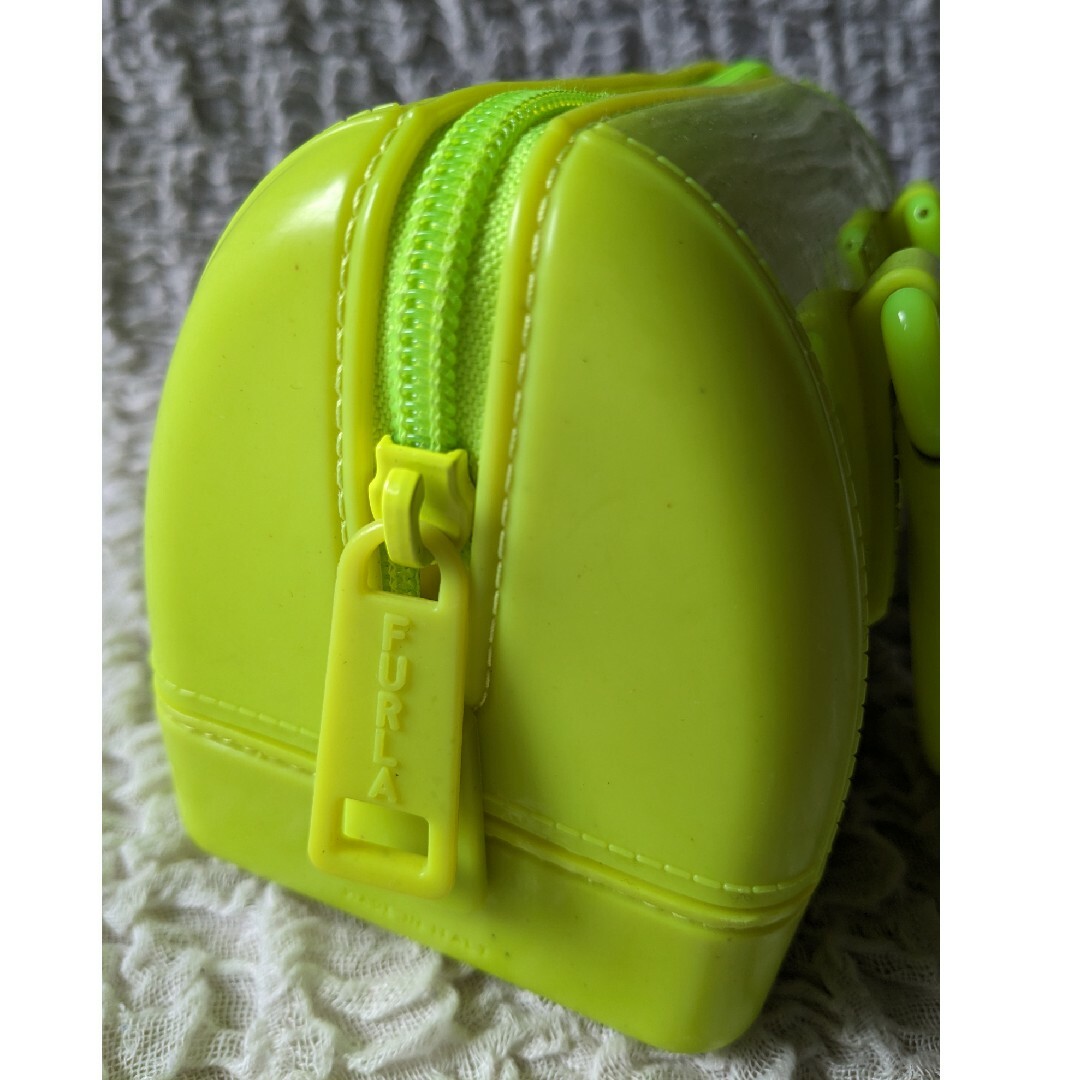 Furla(フルラ)のFURLA フルラ●RE CANDY キャンディ ハンドバッグ 蛍光イエロー レディースのバッグ(ハンドバッグ)の商品写真