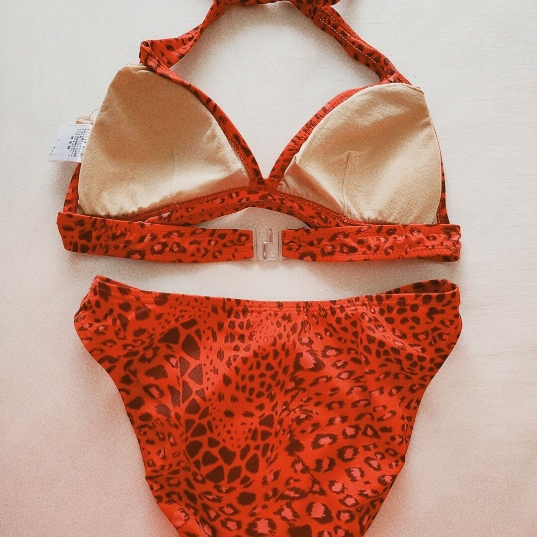 未使用　美品　豹柄　ヒョウ柄ビキニ　セパレート　赤　フリーサイズ レディースの水着/浴衣(水着)の商品写真