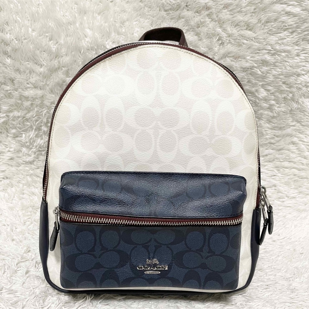 COACH(コーチ)のコーチ　リュック　バックパック　シグネチャー　バイカラー　チャーム　91074 レディースのバッグ(リュック/バックパック)の商品写真