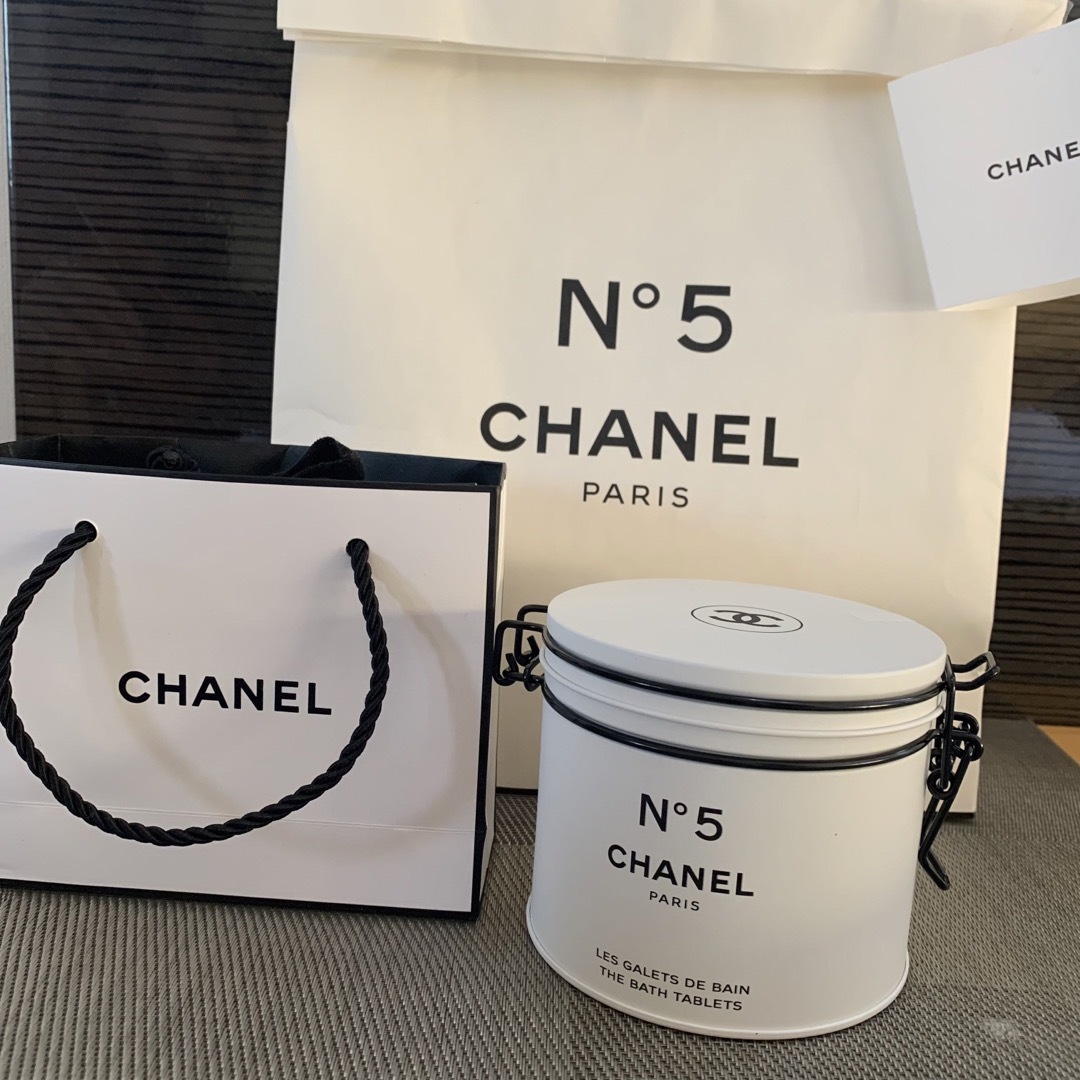 CHANEL シャネル　ザ　バス　タブレット