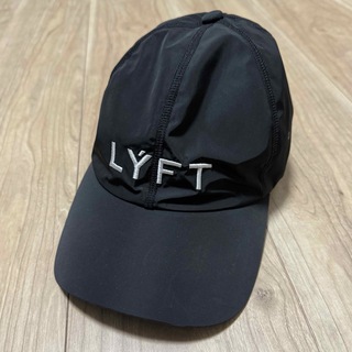 LYFT キャップ　ブラック　極美品(キャップ)