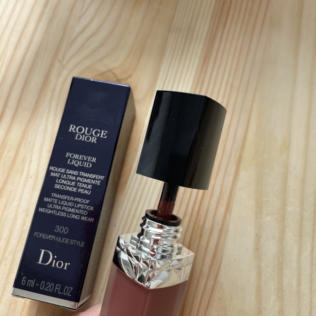 Dior(ディオール)のディオール　ルージュディオールフォーエヴァーリキッド　300 コスメ/美容のベースメイク/化粧品(口紅)の商品写真