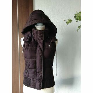アバクロ(Abercrombie&Fitch) ダウンベスト(レディース)の通販 100点 アバクロ(Abercrombie&Fitch) ダウンベスト(レディース)の通販 100点