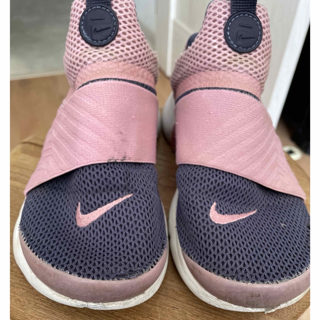 NIKE(ナイキ)のNIKE kids sneaker 21cm キッズ/ベビー/マタニティのキッズ靴/シューズ(15cm~)(スニーカー)の商品写真