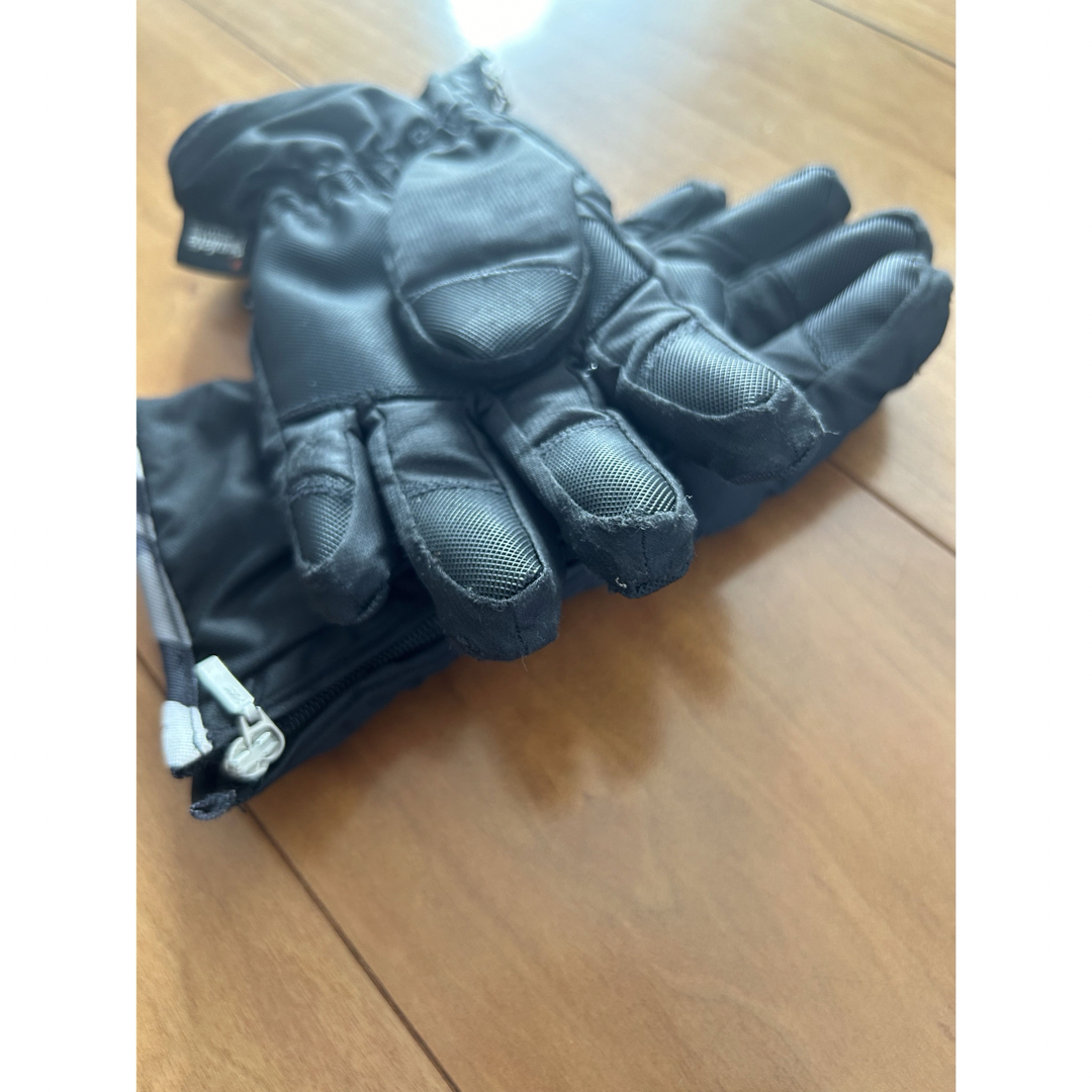 キッズ手袋　ブラック110 スノーグローブ キッズ/ベビー/マタニティのこども用ファッション小物(手袋)の商品写真