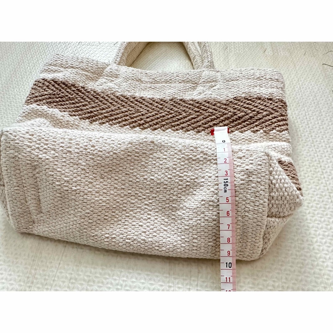 MUJI (無印良品)(ムジルシリョウヒン)の✳︎無印良品✳︎トートバッグ✳︎ベージュ×オフホワイト✳︎ レディースのバッグ(トートバッグ)の商品写真