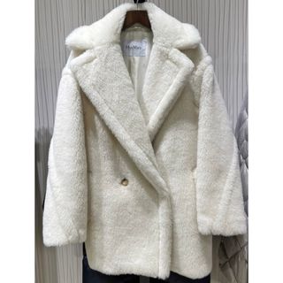 マックスマーラ(Max Mara)のMax Mara espero テディベアショートコート　新品タグ付き(その他)