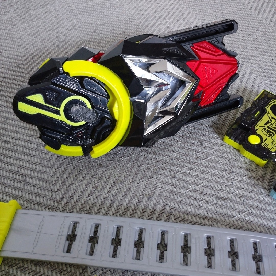 BANDAI(バンダイ)の仮面ライダー ゼロワン 変身ベルト&プログライズキー エンタメ/ホビーのエンタメ その他(その他)の商品写真