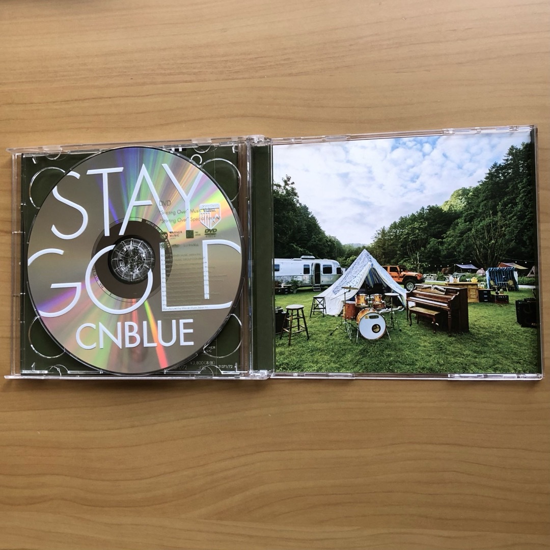 CNBLUE(シーエヌブルー)のCNBLUE 『STAY GOLD』（初回限定盤A）CD＋DVD エンタメ/ホビーのCD(K-POP/アジア)の商品写真