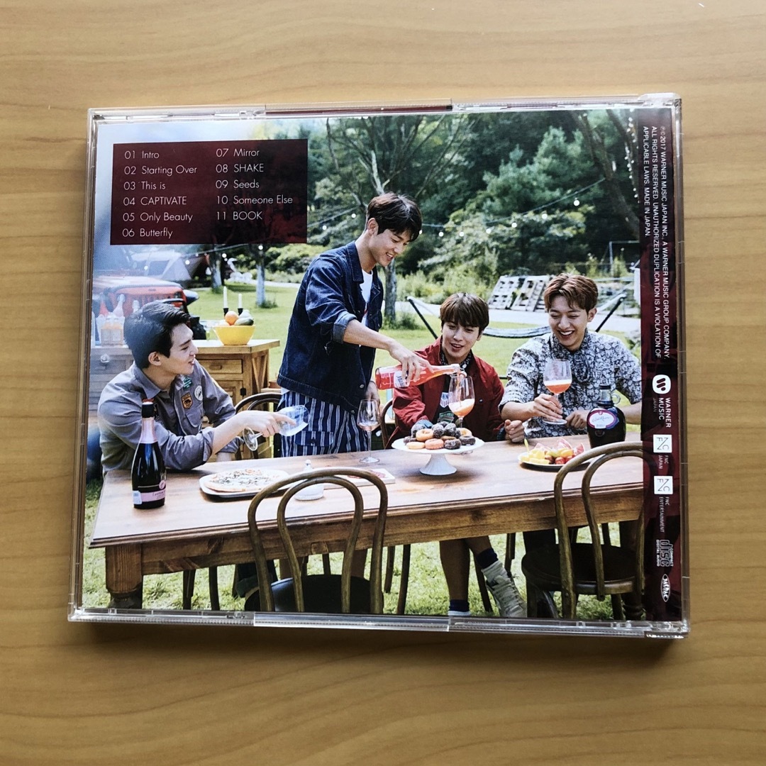 CNBLUE(シーエヌブルー)のCNBLUE 『STAY GOLD』通常盤 CD エンタメ/ホビーのCD(K-POP/アジア)の商品写真